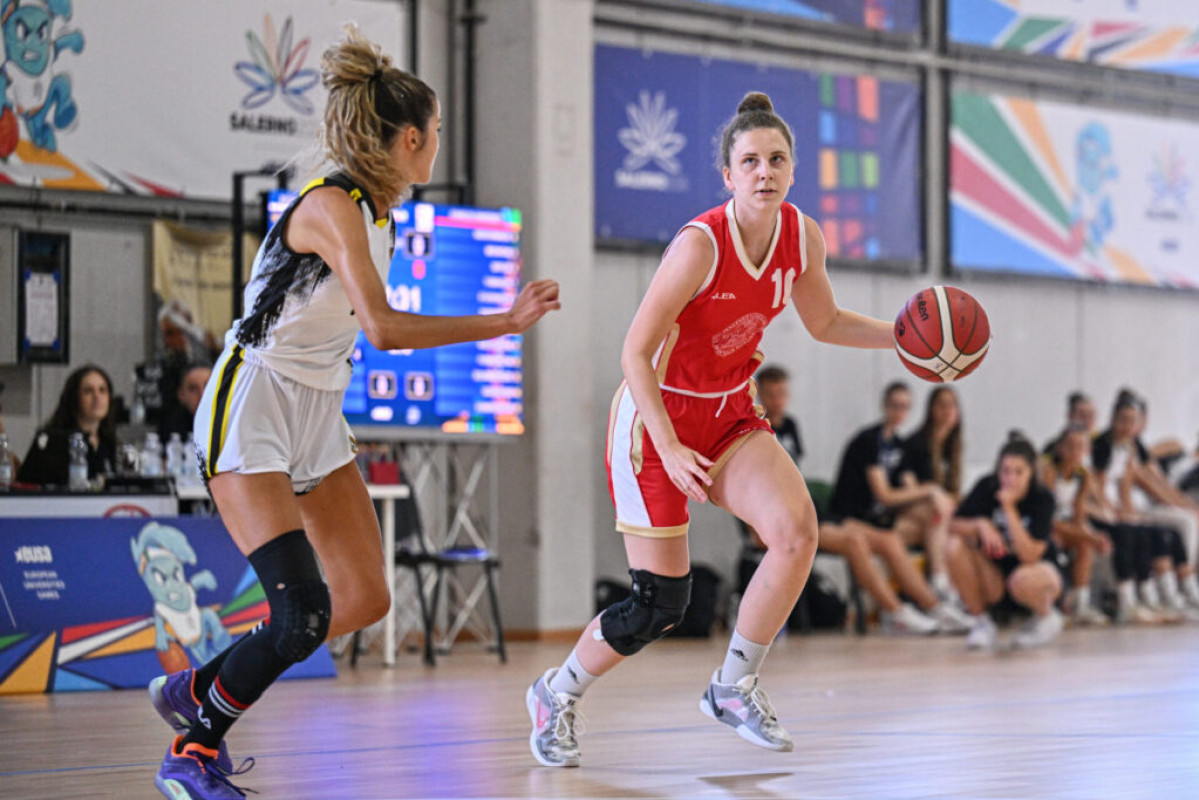 SALERNO 2026: Volejbalisté sehráli poslední zápasy na EUH, na palubovky se vrátil basketbal a futsalisté budou hrát o 7. místo