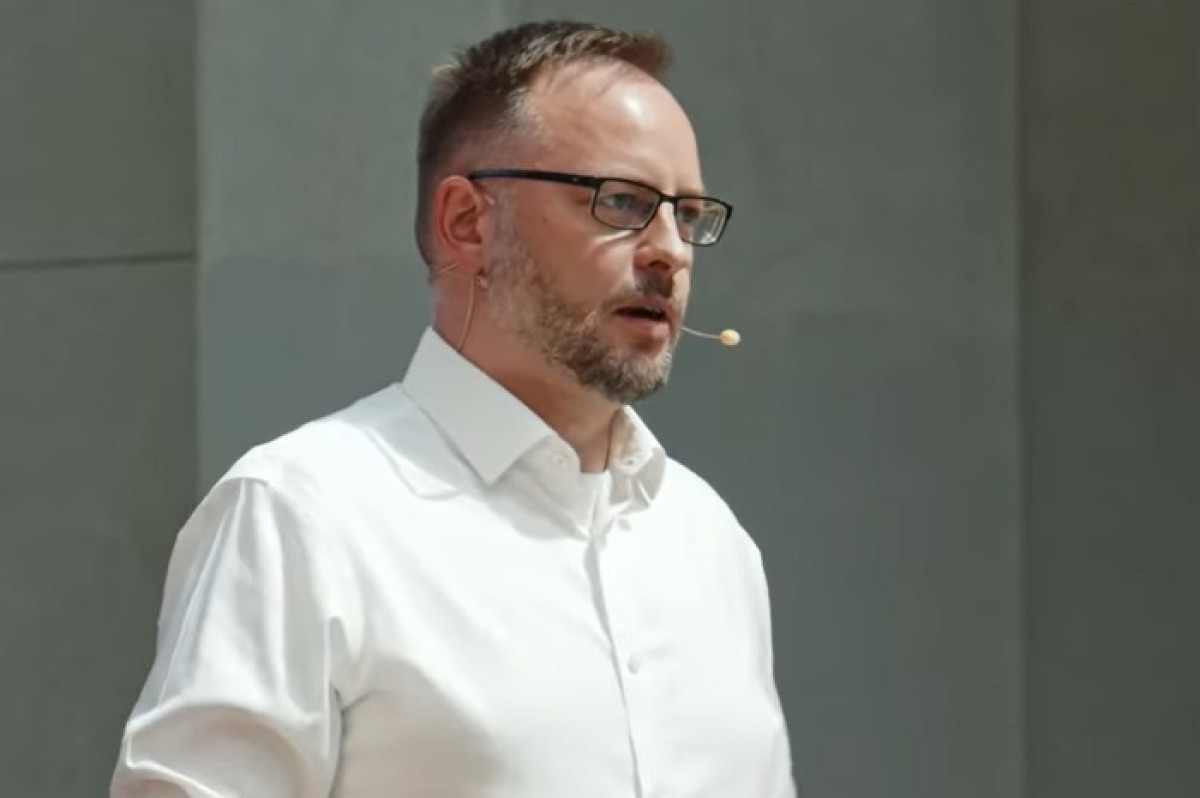 Jeden muž, média a miliony z veřejných peněz. Paukner rozkrývá systém Jeden muž, média a miliony z veřejných peněz. Paukner rozkrývá systém