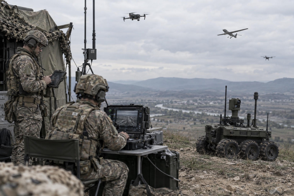 Robotům přibývají pravomoci. USA řeší, kdy vyřadit člověka Robotům přibývají pravomoci. USA řeší, kdy vyřadit člověka