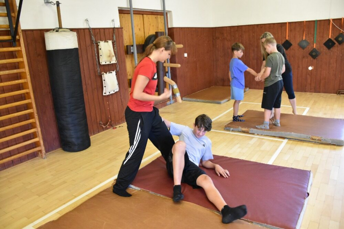 Letní kemp Okinawa Karate rozvíjel mladé karatisty i sebeobranu