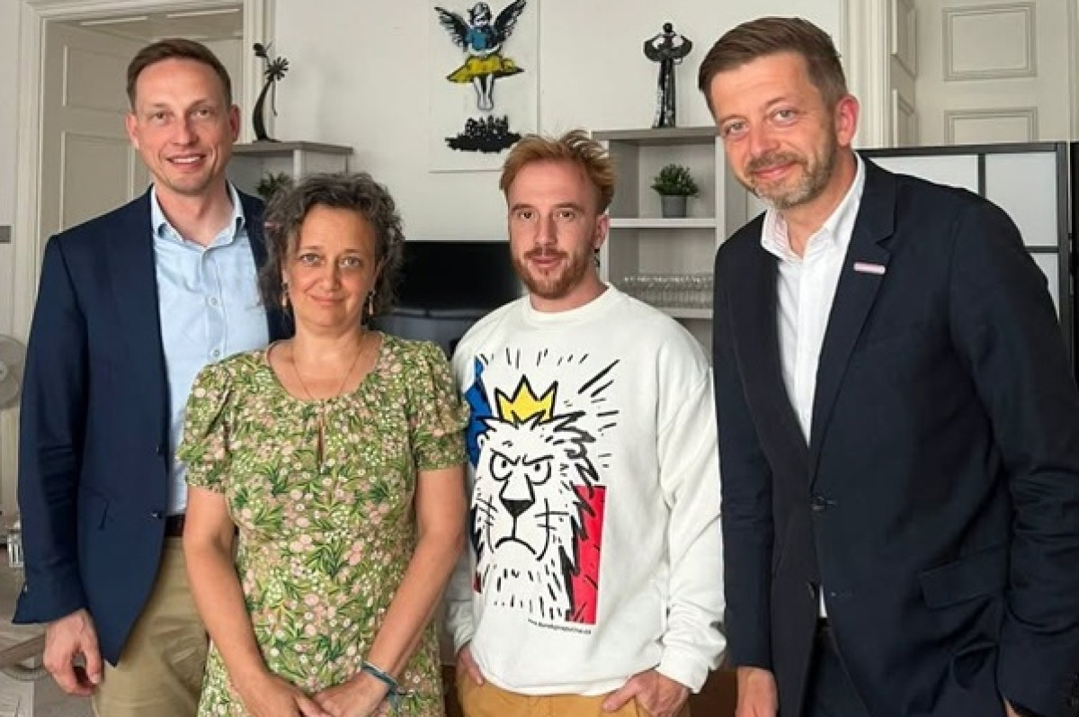 Minář řešil demokracii. Paukner vytáhl miliony STAN