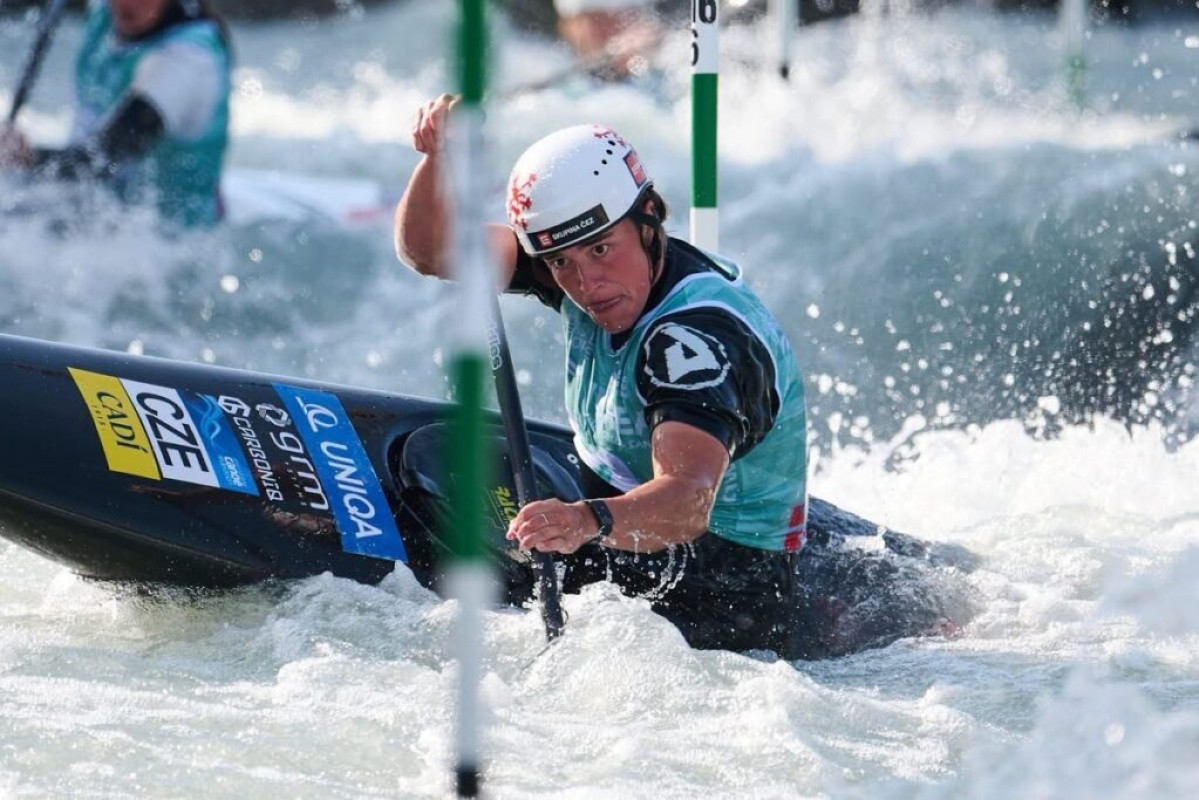 Český kayak cross ovládl Evropu. Zlato mají Kneblová i Novák Český kayak cross ovládl Evropu. Zlato mají Kneblová i Novák