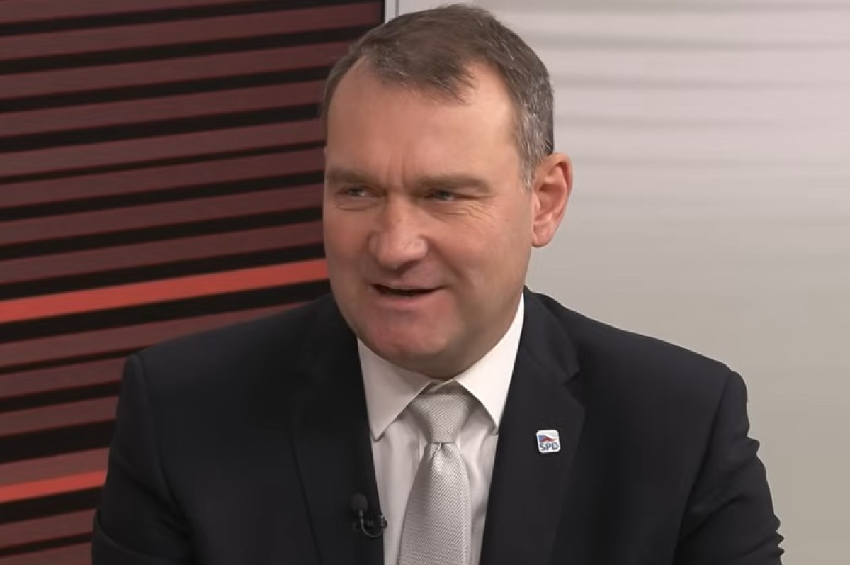 56 procent Čechů vidí v cizincích riziko. SPD chce zpřísnit pobyt