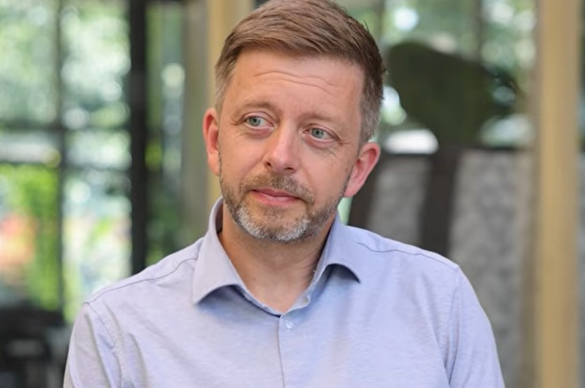 „Rakušanův tunel za 6 miliard.“ Paukner rozebírá nákup vrtulníků