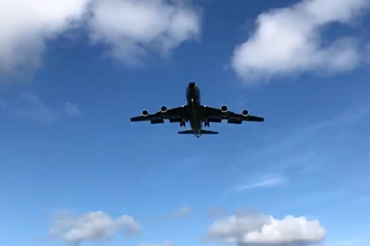 Írán pohrozil a americká tankovací letadla opustila Bulharsko