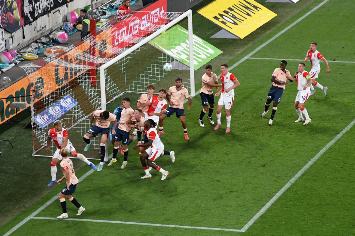 Kam 9.srpna 2026 za sportem na fotbal, orientační běh, americký fotbal