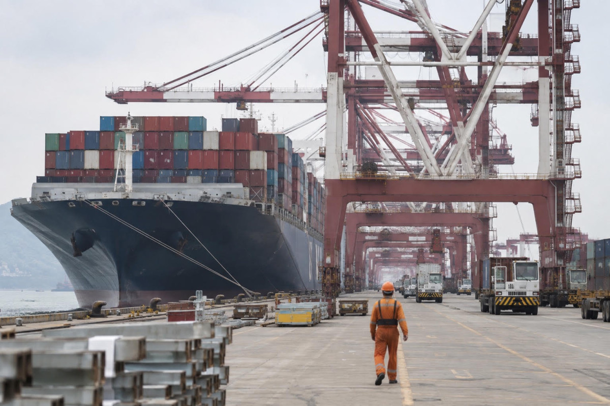 Čínský export vykazuje značný růst. Evropa čelí novému tlaku Čínský export vykazuje značný růst. Evropa čelí novému tlaku
