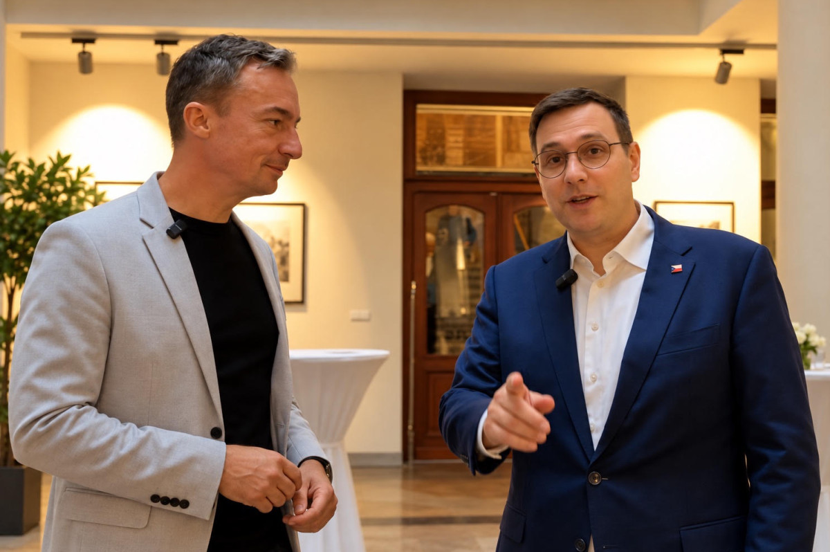Lipavský po boku Portlíka. V diskusi převládá odmítnutí Lipavský po boku Portlíka. V diskusi převládá odmítnutí