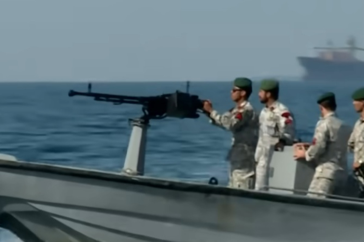Írán: Když může Egypt a Panama, tak my taky chceme poplatky!