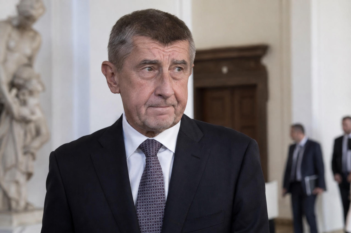 Vláda mění řeč o daních. Rozpočet ale láme vládní slib Vláda mění řeč o daních. Rozpočet ale láme vládní slib