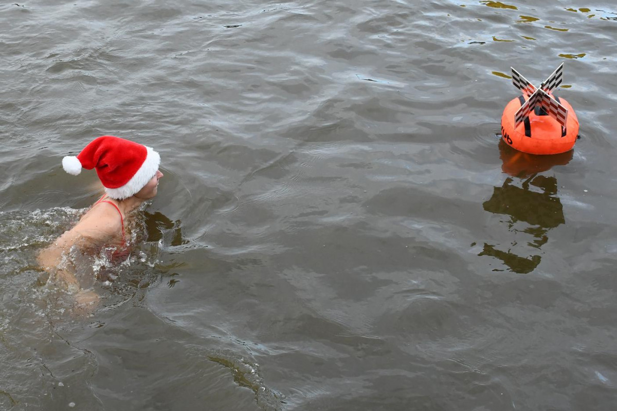 Otužilci poplavou opět na nejstarší, největší a nejznámější otužilecké akci v zemi - Memoriál Alfreda Nikodéma