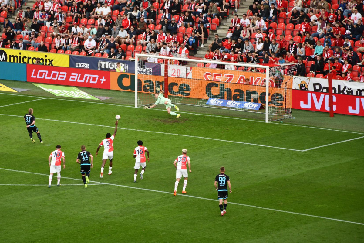 Kam 12. dubna 2026 za sportem? Na fotbal, lední hokej, volejbal, házenou, ragby, basketbal