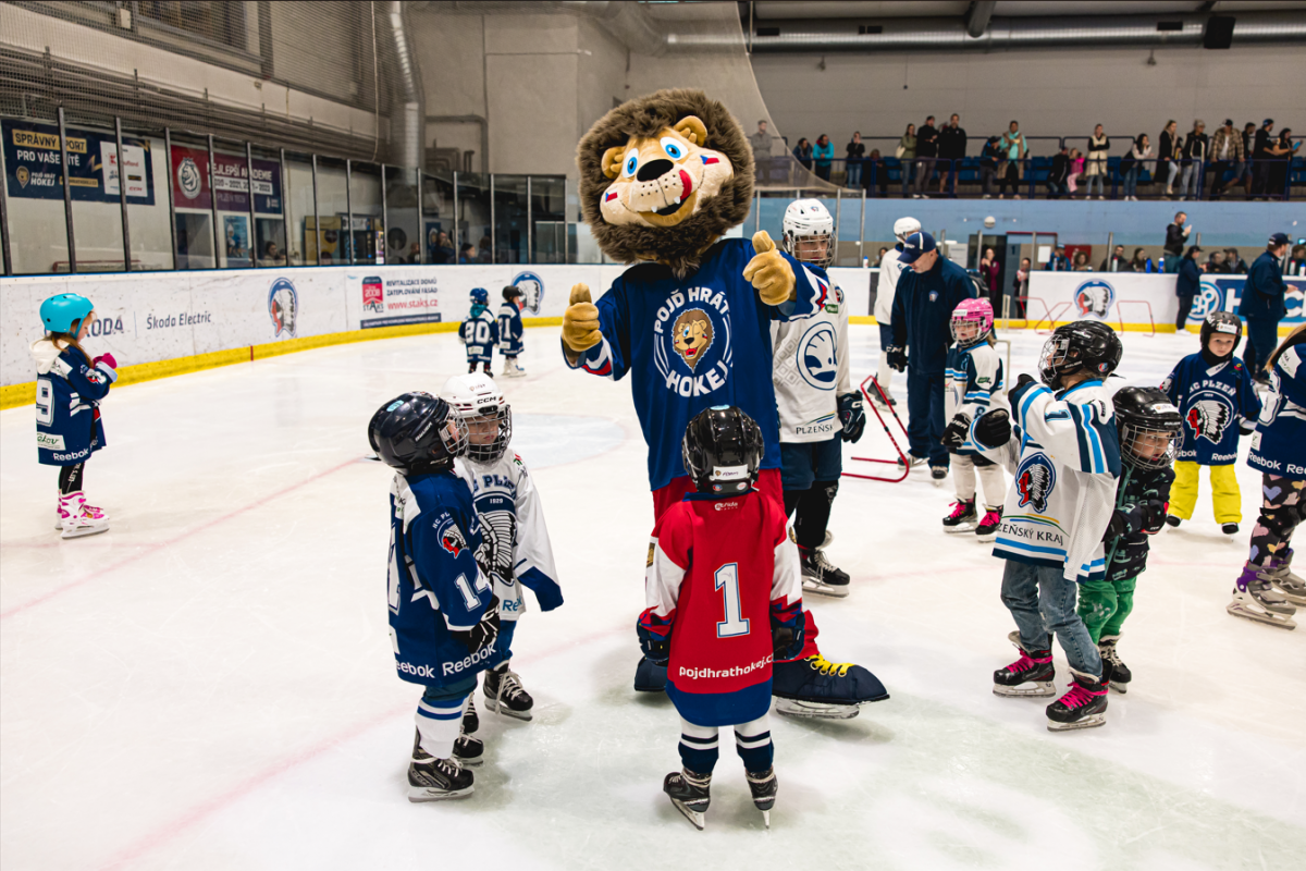Český hokej pořádá v téměř 160 klubech náborovou akci pro malé hokejisty a hokejistky - přijdete? Český hokej pořádá v téměř 160 klubech náborovou akci pro malé hokejisty a hokejistky - přijdete?