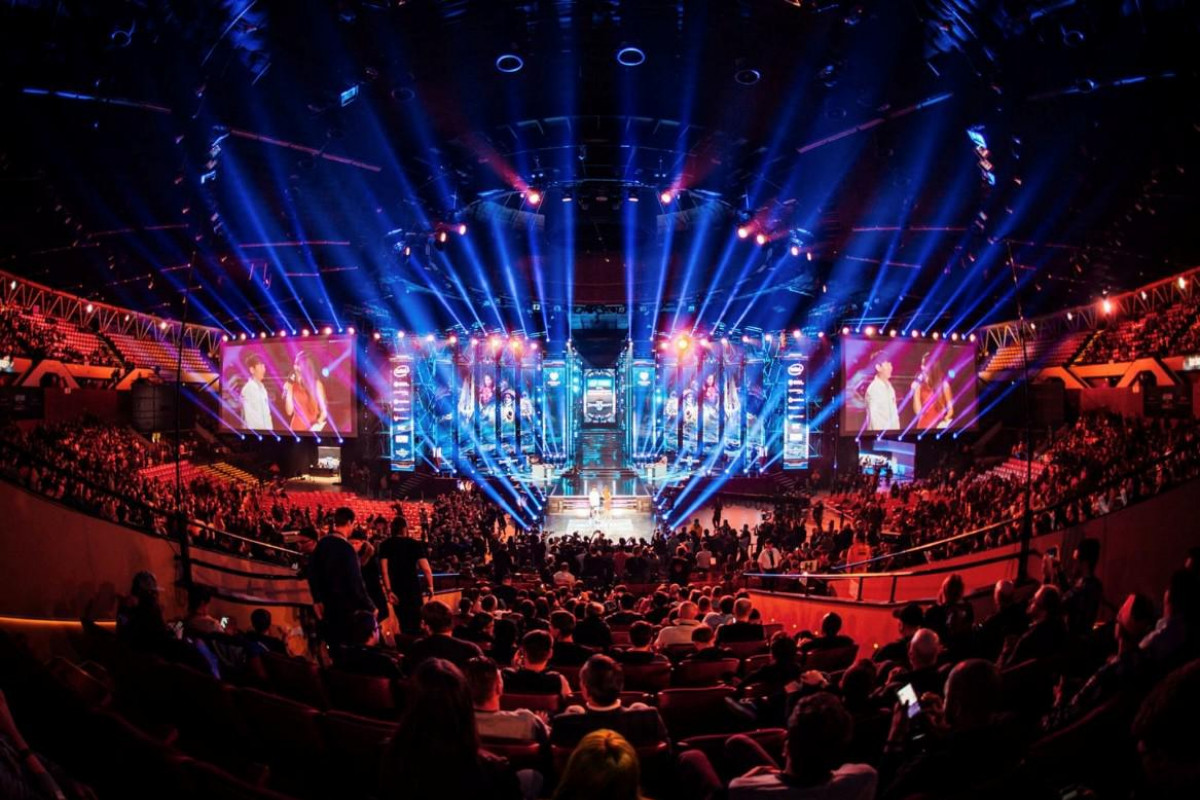 Německo uzná e-sport za neziskovou činnost: Co přesně se mění a proč na tom záleží? Německo uzná e-sport za neziskovou činnost: Co přesně se mění a proč na tom záleží?