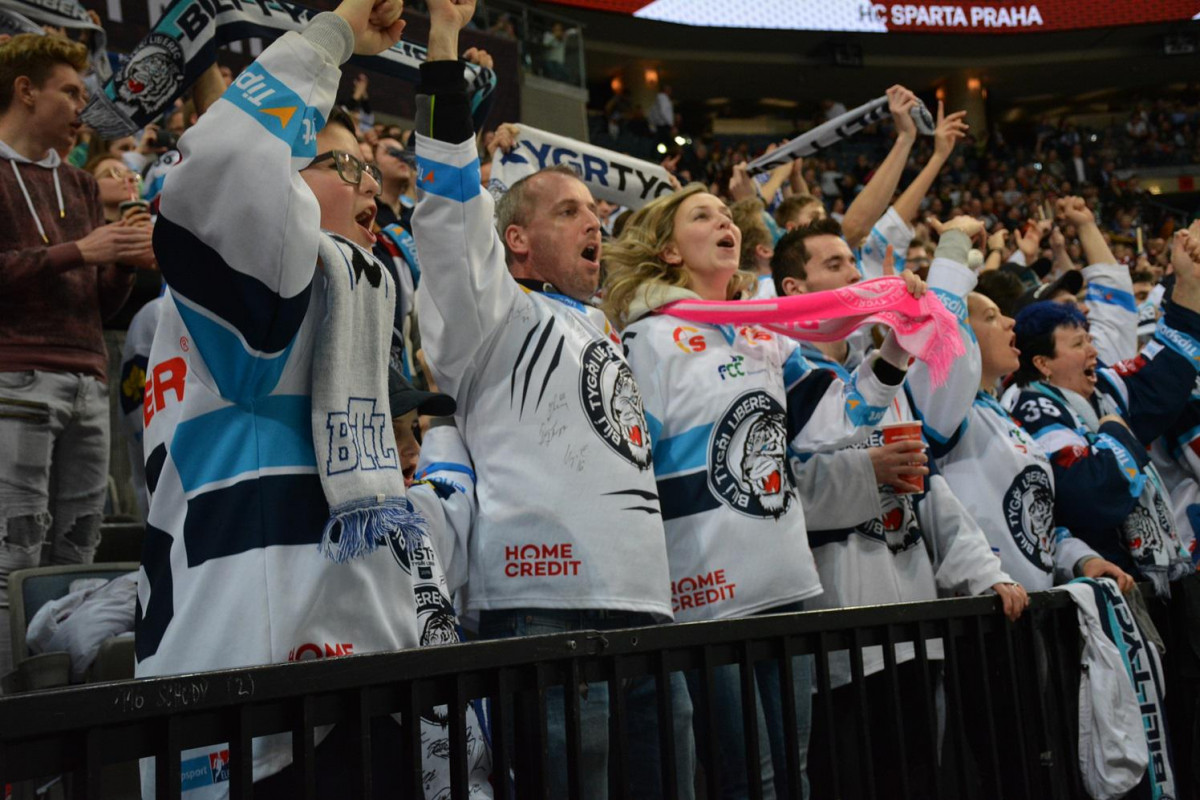 Kam 18. ledna 2026 za sportem? Na fotbal, lední hokej, volejbal, házenou. pozemní hokej Kam 18. ledna 2026 za sportem? Na fotbal, lední hokej, volejbal, házenou. pozemní hokej