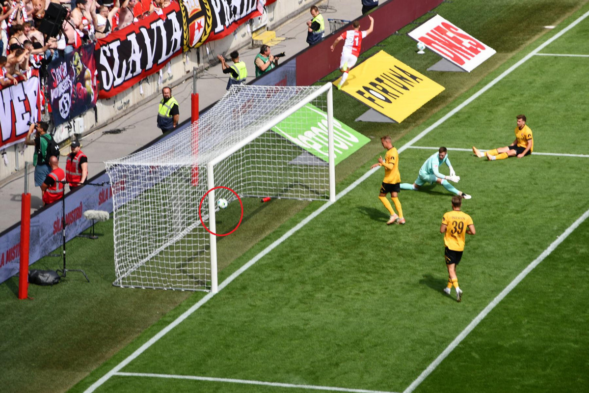 Čtyři branky Slavie ze šesti v Edenu byly k vidění před  rozjezdem ročníku Chance Ligy!  Slavia - Drážďany 4:2
