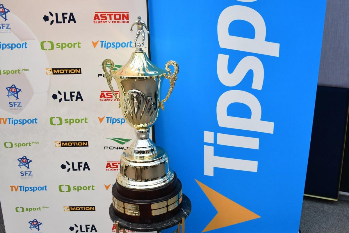 Petr Rada je patronem 29. ročníku zimní Tipsport ligy, kterou bude hrát 16 týmů z Česka a Slovenska