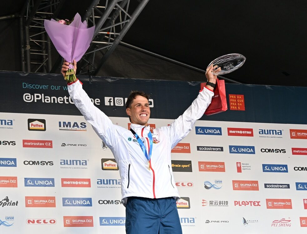 Jakub Krejčí vyhrál Světový pohár v Troji, zazněly česká i australská hymna Jakub Krejčí vyhrál Světový pohár v Troji, zazněly česká i australská hymna