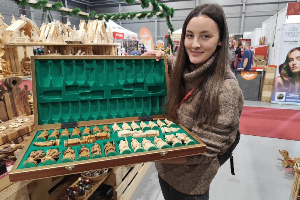 Kam 7. prosince 2025 za sportem? Na fotbal, lední hokej, florbalové MS žen a vánoční dny