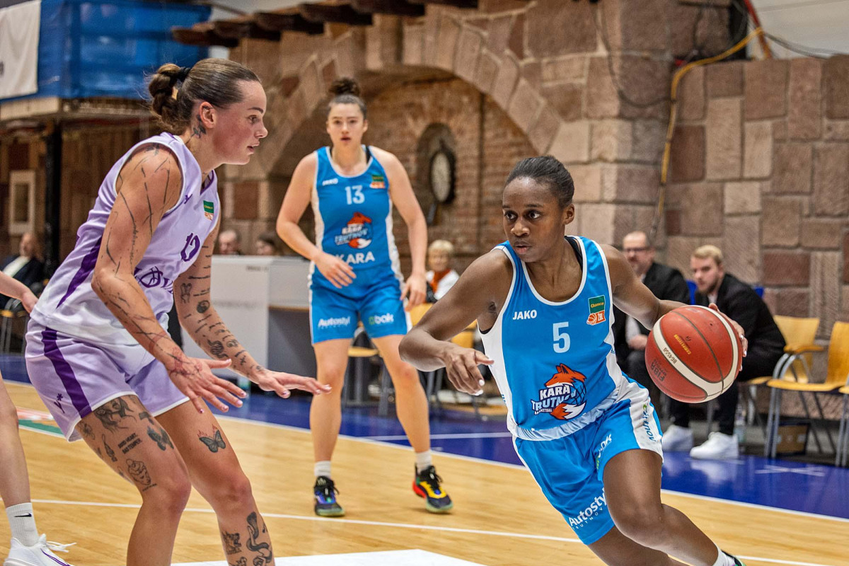 Utkání Slovanka - Trutnov 65:79  zaznamenané objektivy Miloše Březiny