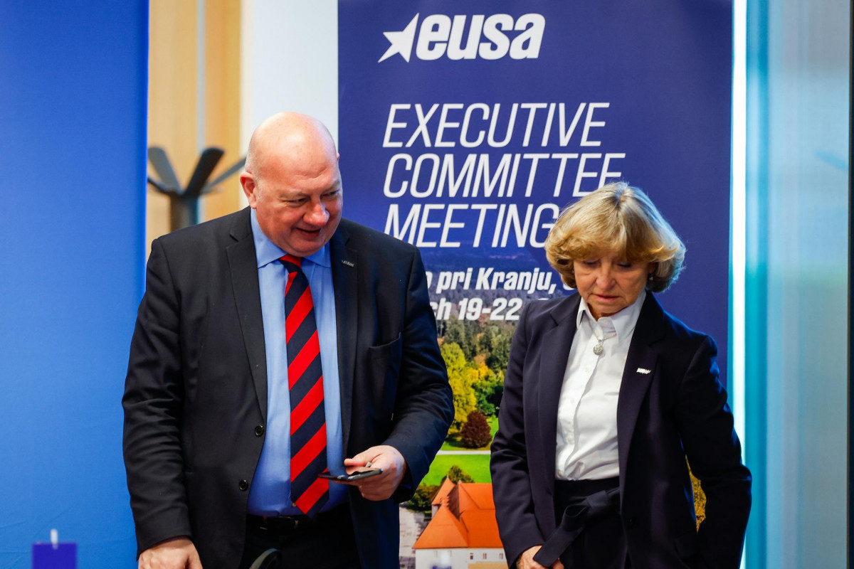 Ivana Ertlová byla opět zvolena jako viceprezident EUSA Ivana Ertlová byla opět zvolena jako viceprezident EUSA