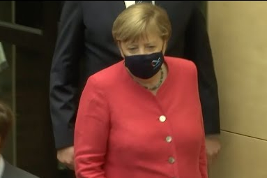 Merkelová avizovala tvrdá opatření proti koronaviru v Německu