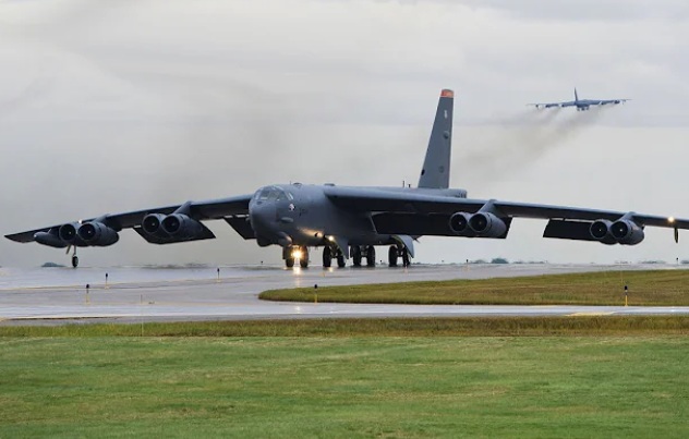 Legendární bombardér v ohrožení? USA řeší jeho nástupce