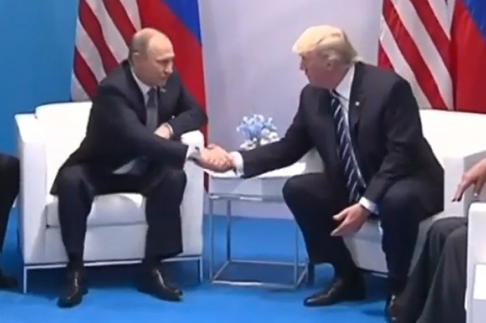 V západních médiích začala masivní kampaň proti potenciálním dohodám mezi Trumpem a Putinem