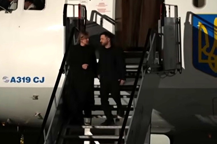 Drony se přiblížily k Zelenského letadlu při příletu do Irska