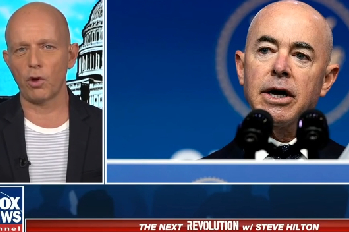 Fox News: Biden vtahuje USA do korupční bažiny!