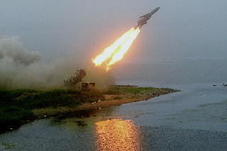 Čtenáři moc neocenili článek Daily Mail k testu ruské rakety „Zirkon“