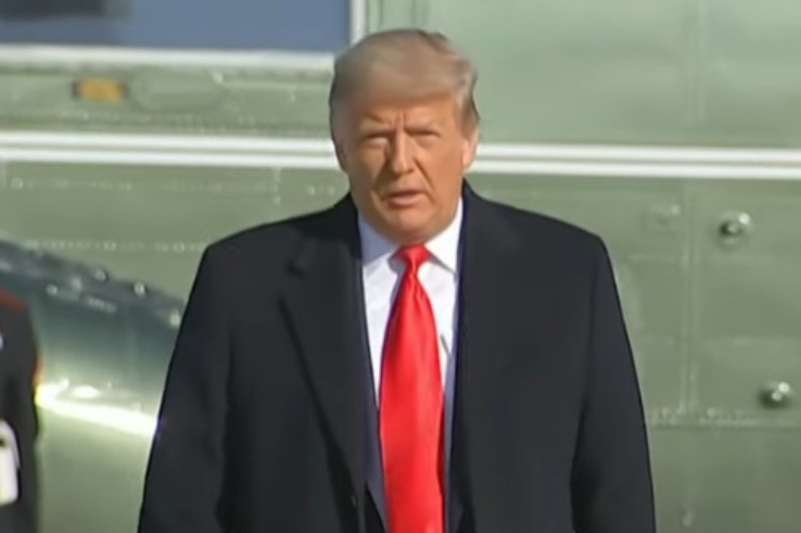 Mrzout a politický žoldák, oznámkoval Trump republikána McConnellyho
