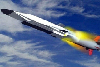 Komentátoři NI zdůraznili potenciál dvojího účelu rakety Zirkon