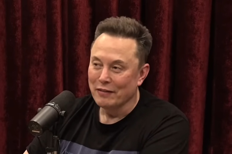 Na žádost Kyjeva Musk odstavil terminály Starlink