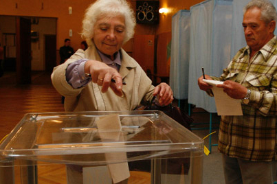 Ukrajinci skutečně dvakrát volili Putina?! Ne, to není vtip…