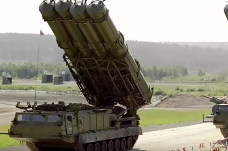 Japonsko bojuje o „své ostrovy“ se třemi sousedy