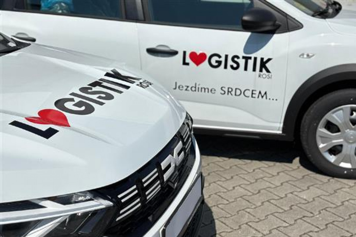 Vsetín: Senior taxi nově s dispečinkem a prostornějšími vozy