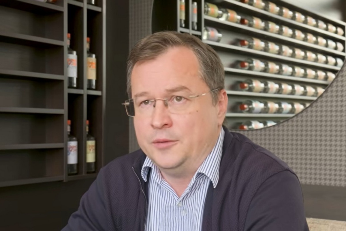 Draxler: Trump prohrává a hrozí vážnou eskalací války proti Íránu Draxler: Trump prohrává a hrozí vážnou eskalací války proti Íránu