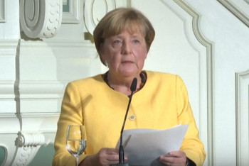 Merkelová vyzvala Západ aby bral Putinova varování vážně Merkelová vyzvala Západ aby bral Putinova varování vážně