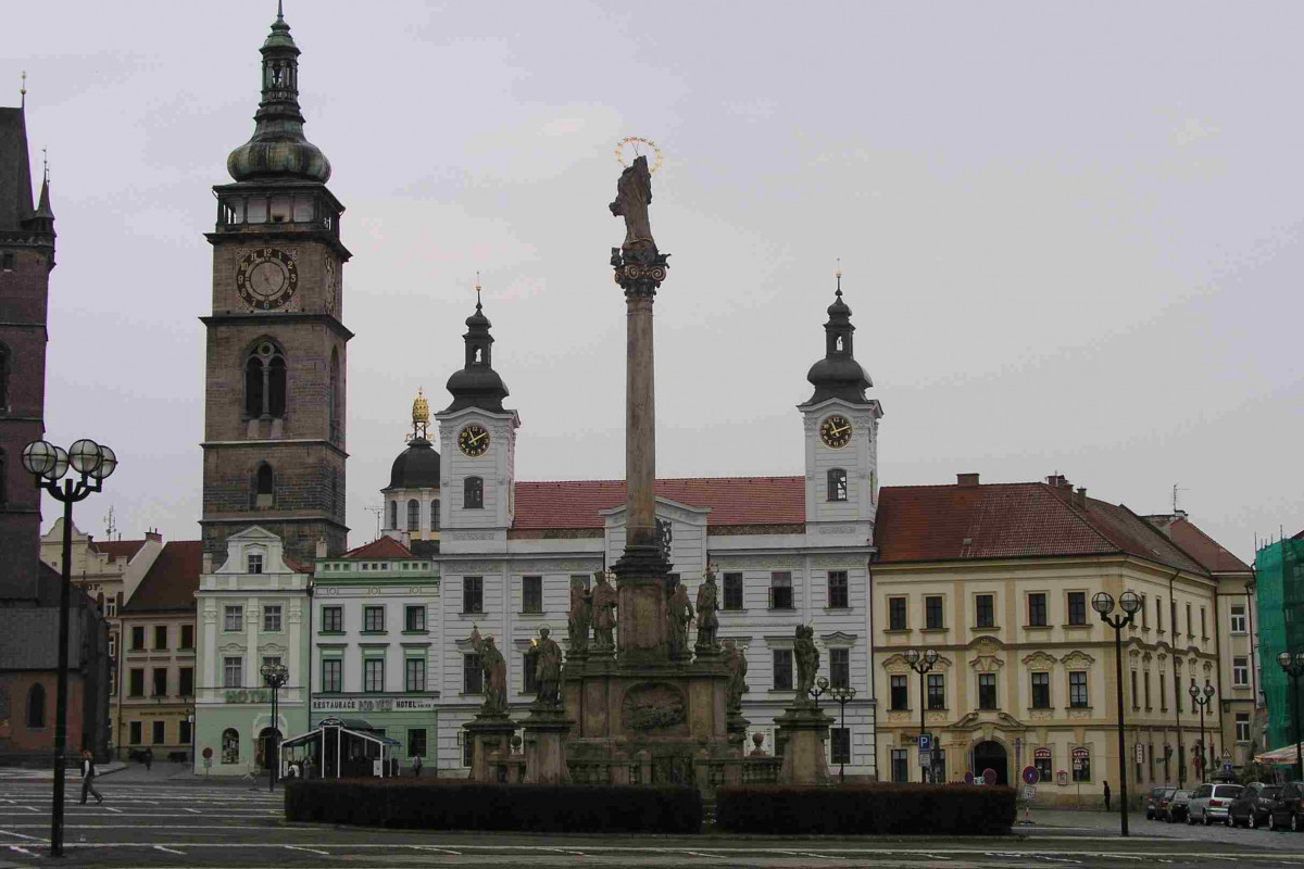 Krátce z Hradce po jednání rady města