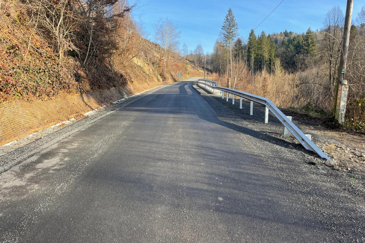 Pohyby terénu už silnici u Velké Lhoty neohrožují