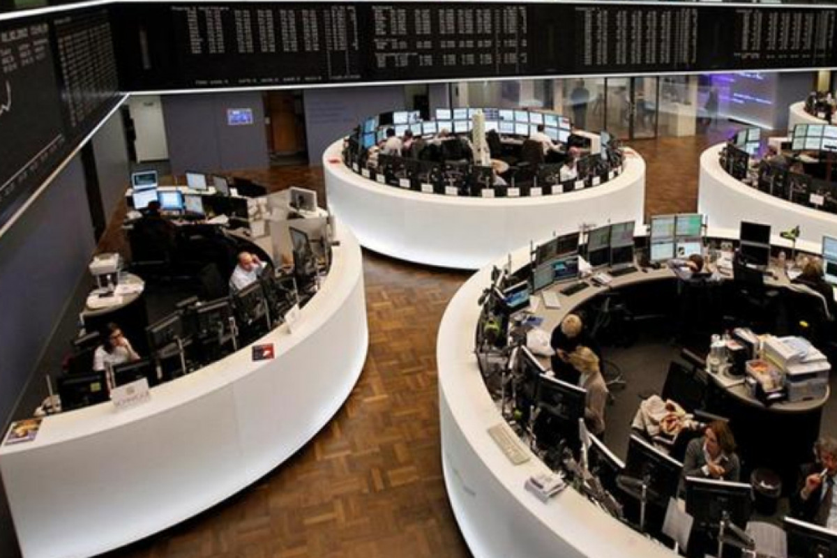 Akciové trhy: Pražská burza oslabila za nižšího objemu obchodů