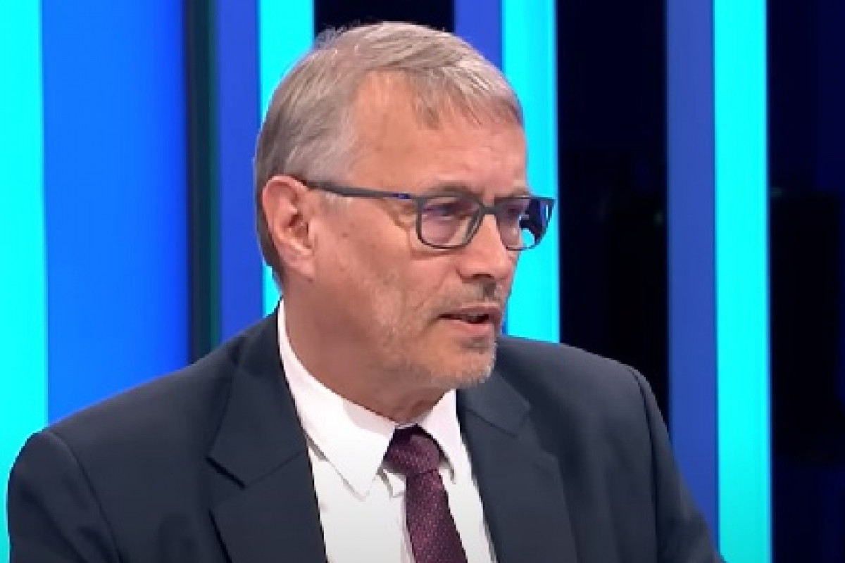 Nula, parazit a zbytečný ministr. Dvořák to ale vidí jinak Nula, parazit a zbytečný ministr. Dvořák to ale vidí jinak