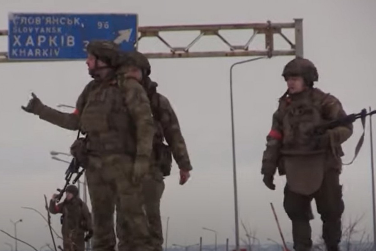 Ruské jednotky pokračují v postupu na západ od Avdijivky