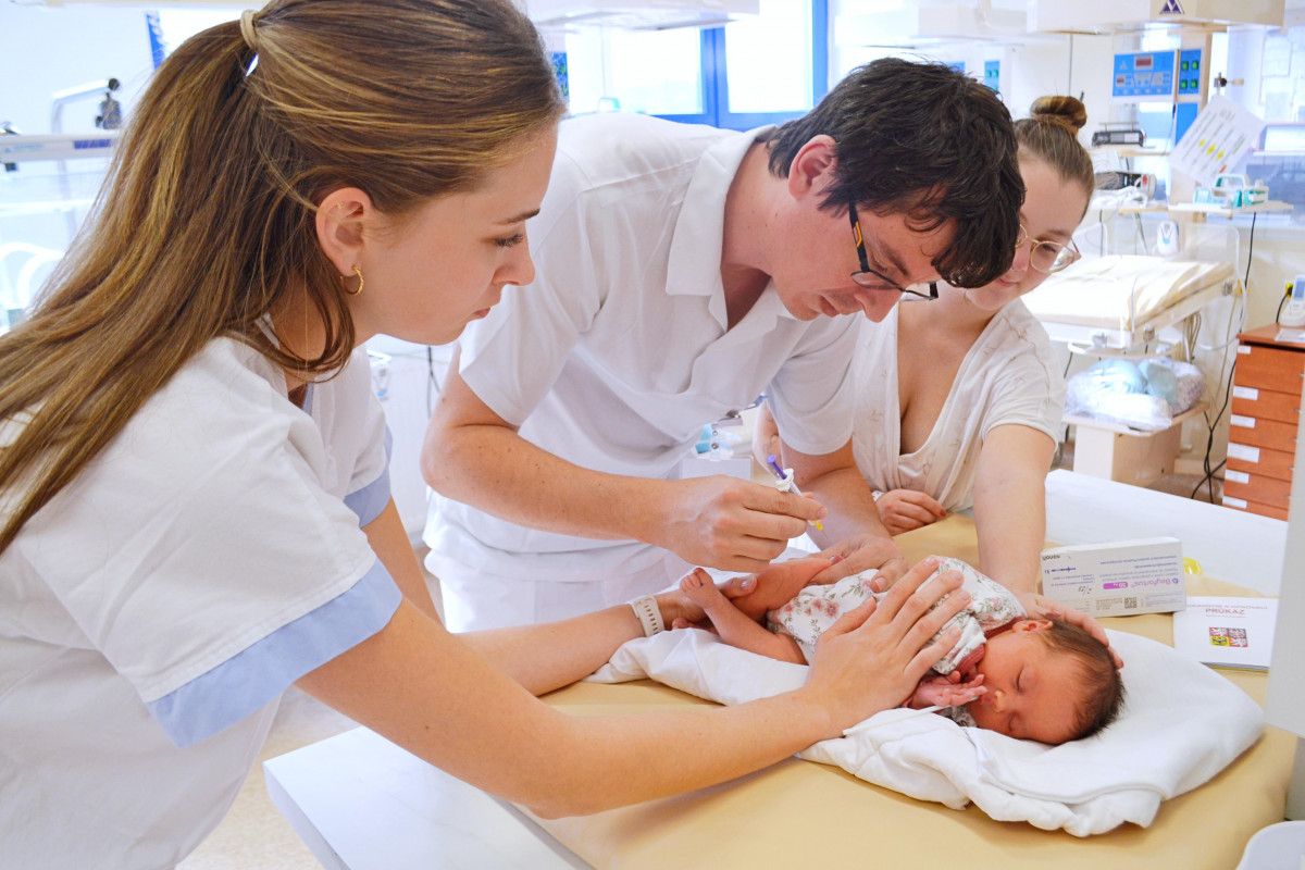 Nová ochrana pro novorozence před závažnými respiračními infekcemi