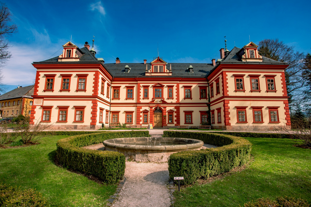 Krkonošská cyklotúra plná výhledů a historie