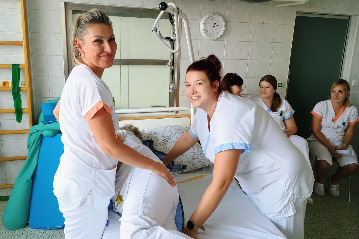 V Českém Těšíně startuje další ročník kurzu pro budoucí sanitáře