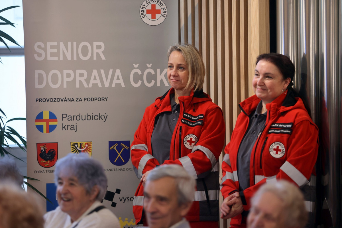 Senior doprava jezdí na Orlickoústecku už 20 let Senior doprava jezdí na Orlickoústecku už 20 let