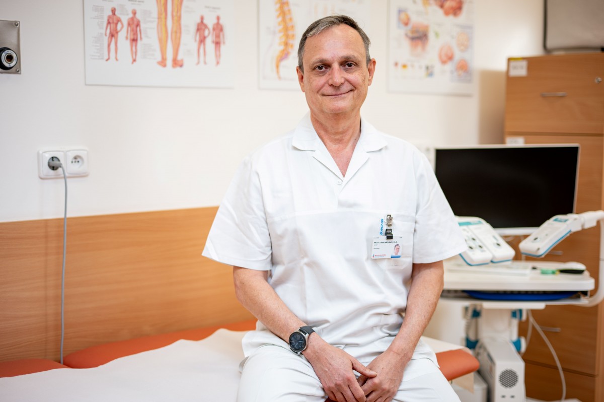 Mrtvice se netýká jen seniorů, varují lékaři