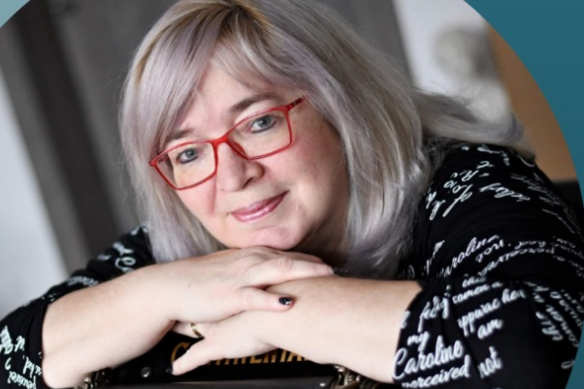 Veřejný prostor se zvrhl v boj vulgarit a lží, míní Hamplová